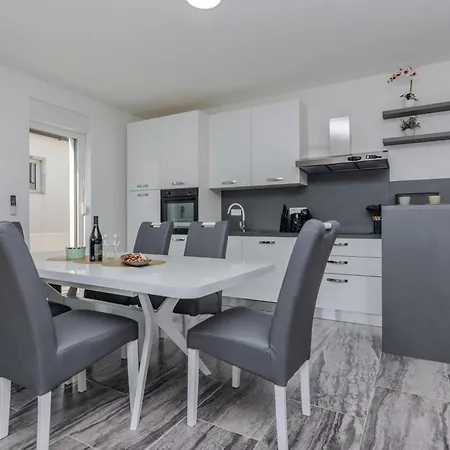 Apartmán Lavanda Vir
