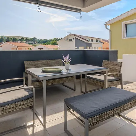 Lavanda Apartmán Vir